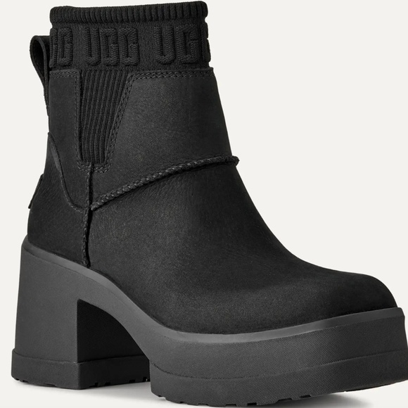 UGG Moxy Chelsea (Women) 8 - Picture 1 of 2
